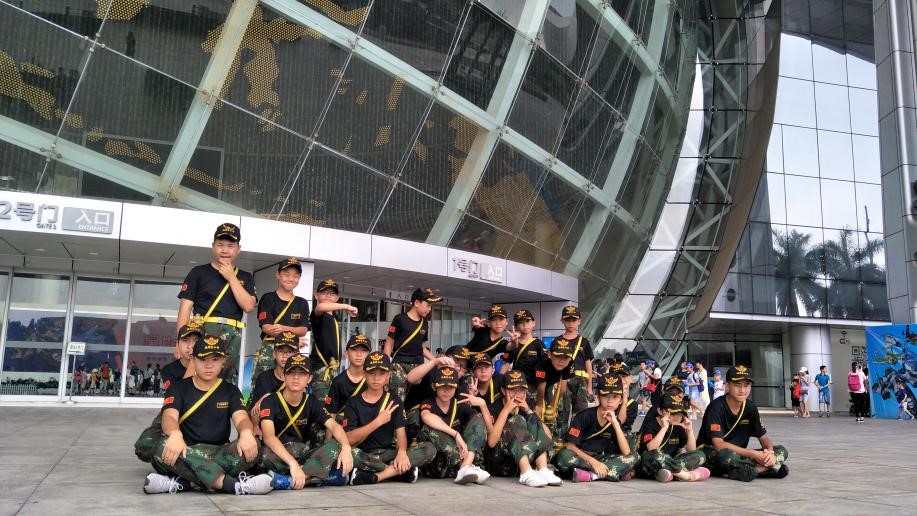 参观仿生科学馆