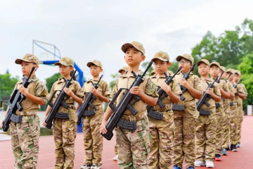 穗鹰·少年军旅夏令营广州营地丨35天领袖营日程安排